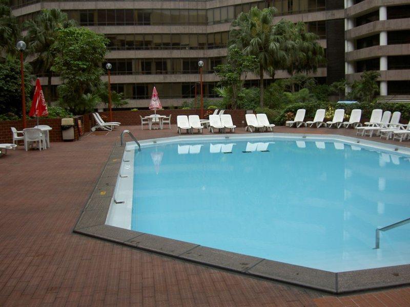 הונג קונג Renaissance Kowloon Hotel מראה חיצוני תמונה